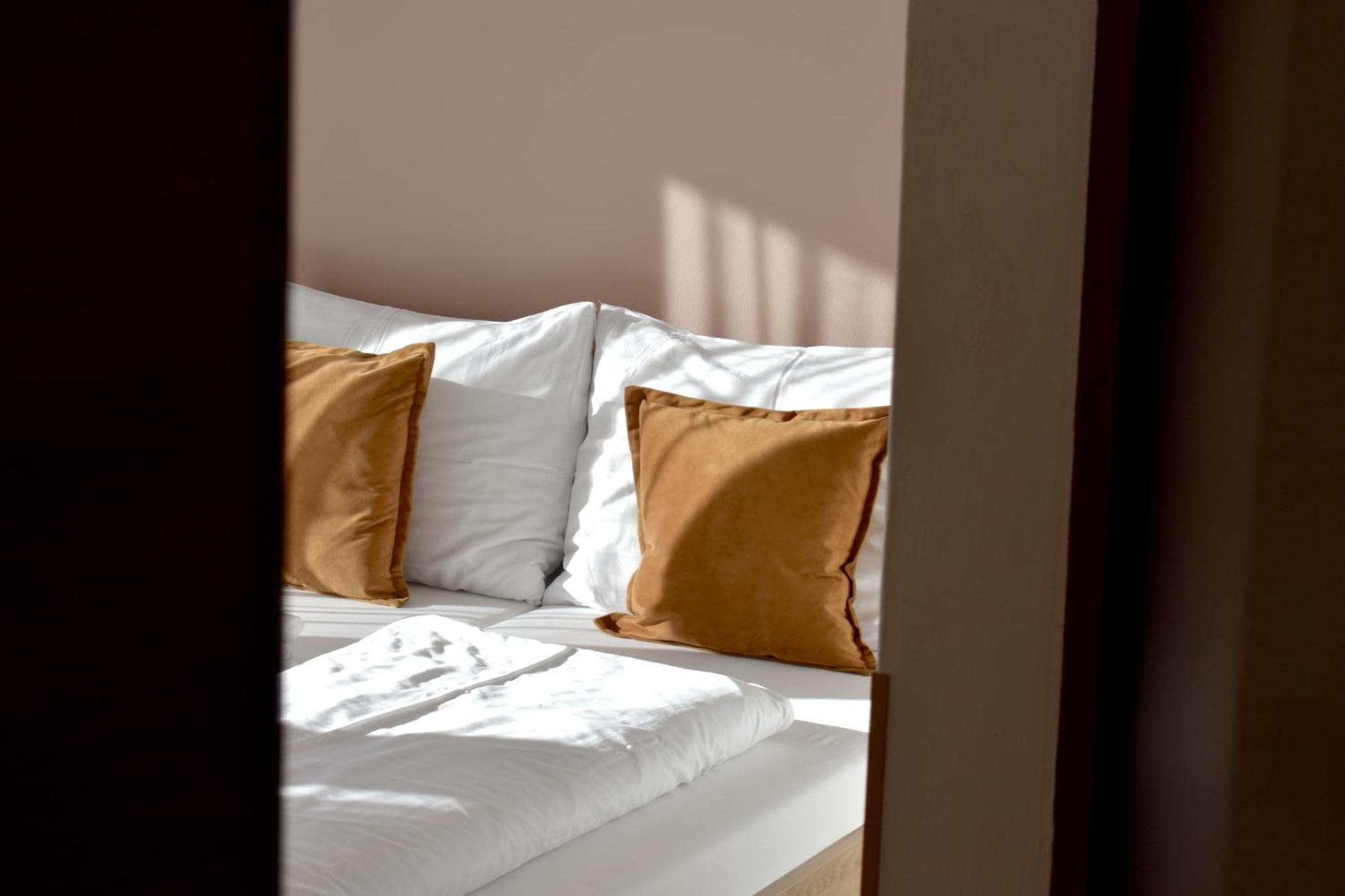 Amoria Secret Escape Woerthersee - Adults Only Wellness & Self Check-In Krumpendorf Exterior photo